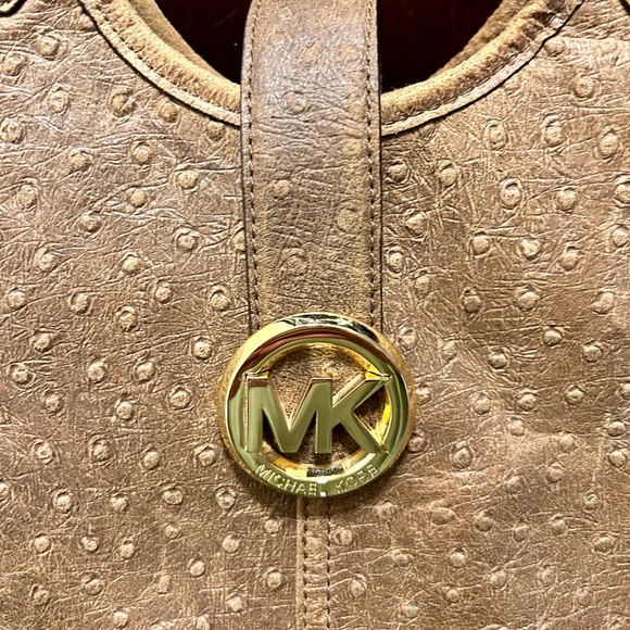 MICHAEL Michael Kors Distressed Ostrich Embossed Leather Shoulder Bag. - Picture 4 of 16